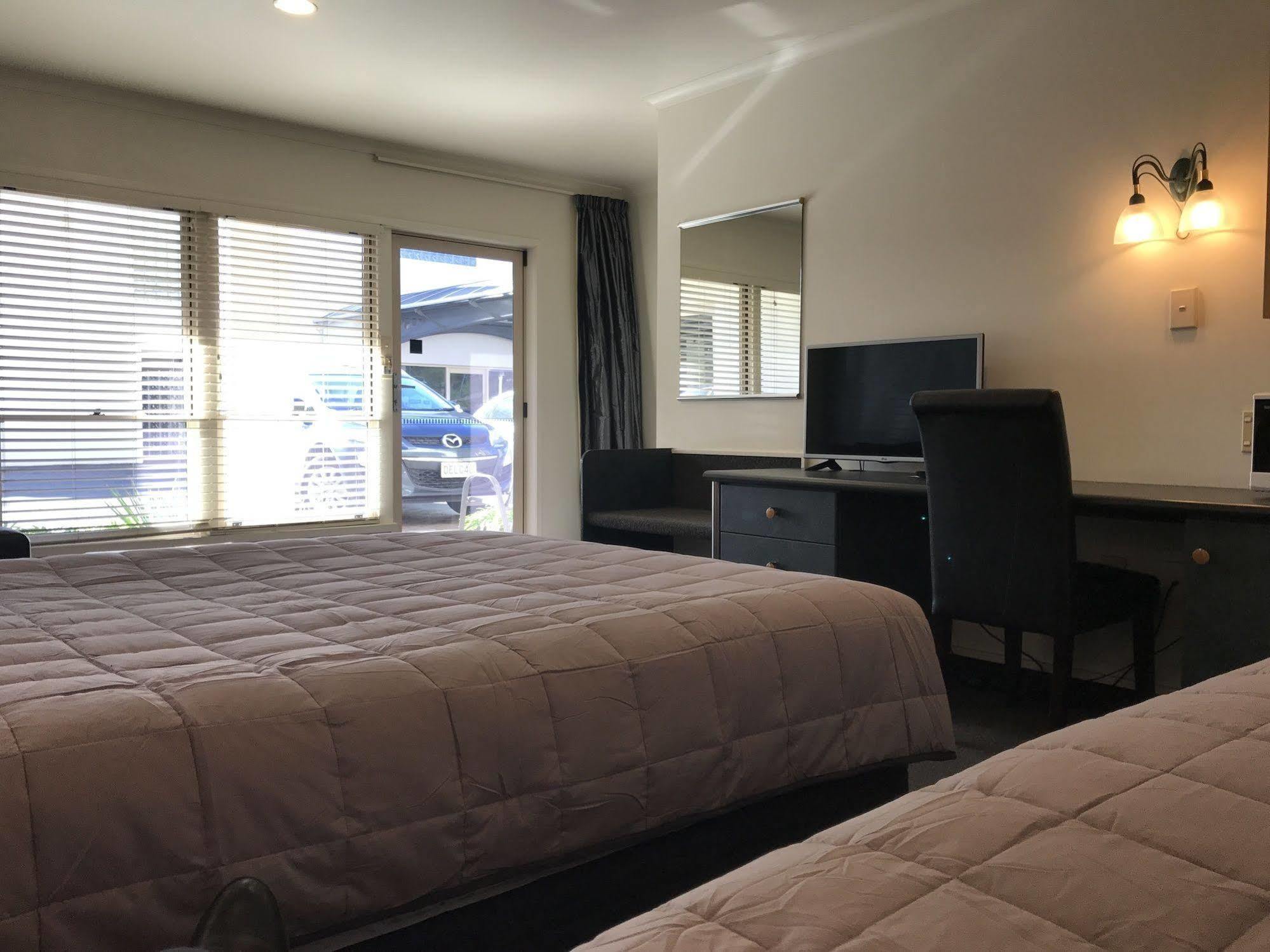 Pacific Harbour Motor Inn 기즈번 외부 사진